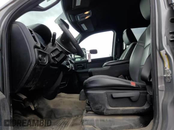✅ 2023 Ram 2500 Tradesman • VIN: 3C6UR5CJ0PG625889 • Лот: 90446675. Опубликован ранее на Copart с пробегом 33 569 миль. Бесплатный доступ к архиву аукционных продаж из США и подробный отчёт об истории автомобиля на DreamBid. Изображение 7.