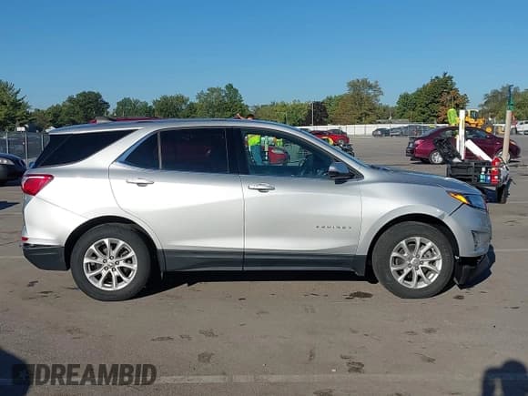 ✅ 2019 Chevrolet Equinox LT • VIN: 2GNAXTEV1K6205043 • Lot: 43314261. Wystawiony na IAAI z przebiegiem 105 624 mil. Bezpłatny archiwum sprzedaży aukcyjnych z USA i szczegółowy raport historii pojazdu na DreamBid. Zdjęcie 13.