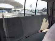 ✅ 2001 Ford F-250 XL • VIN: 1FTNX21F51EC38043 • Lot: 43021837. Listed on IAAI with 268,148 mi. Free auction sales archive from the USA and detailed vehicle history report at DreamBid. Image 8.