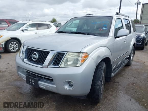 ✅ 2012 Nissan Pathfinder S • VIN: 5N1AR1NN6CC601691 • Lot: 43728713. Listed on IAAI with 227,921 mi. Free auction sales archive from the USA and detailed vehicle history report at DreamBid. Image 2.
