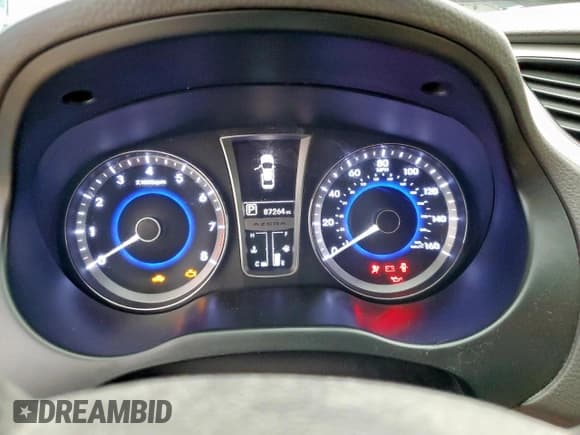 ✅ 2013 Hyundai Azera • VIN: KMHFG4JG0DA311156 • Лот: 55773825. Опубликован ранее на Copart с пробегом 87 264 миль. Бесплатный доступ к архиву аукционных продаж из США и подробный отчёт об истории автомобиля на DreamBid. Изображение 9.