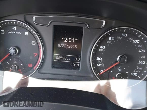 ✅ 2017 Audi Q3 Premium • VIN: WA1BCCFS0HR015321 • Lot: 43289182. Listed on IAAI with 108,590 mi. Free auction sales archive from the USA and detailed vehicle history report at DreamBid. Image 7.