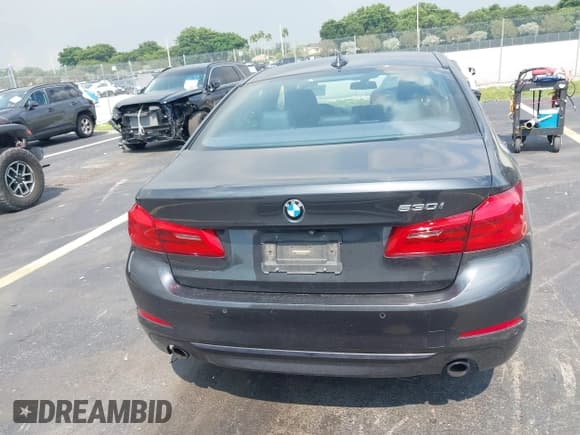 ✅ 2017 BMW 5 Series 530i • VIN: WBAJA5C33HG894936 • Lot: 42987504. Listed on IAAI with 68,186 mi. Free auction sales archive from the USA and detailed vehicle history report at DreamBid. Image 17.