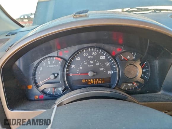✅ 2004 Nissan Titan LE • VIN: 1N6AA07A64N531273 • Лот: 95869355. Опубликован ранее на Copart с пробегом 231 417 миль. Бесплатный доступ к архиву аукционных продаж из США и подробный отчёт об истории автомобиля на DreamBid. Изображение 9.