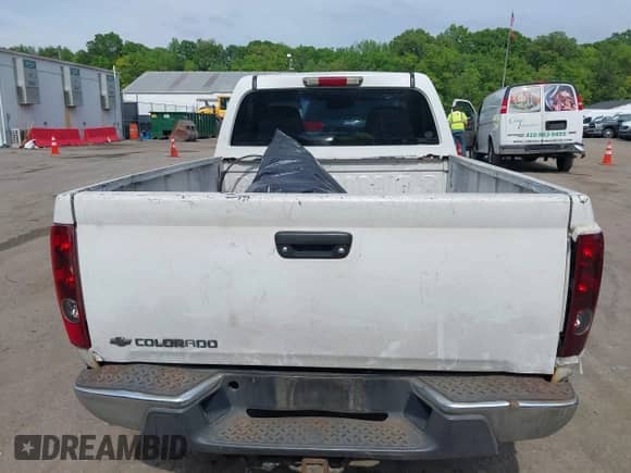 2007 Chevrolet Colorado 1LT with VIN 1GCCS149778228305, listed as a IAAI auction lot 42191076 with 326,041 mi miles and . Bid and sale history available at DreamBid. Image 16.