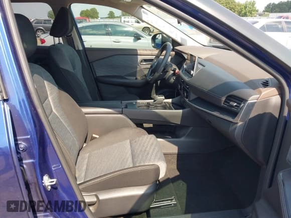 ✅ 2021 Nissan Rogue S • VIN: JN8AT3AA8MW013624 • Lot: 42916709. Listed on IAAI with 65,609 mi. Free auction sales archive from the USA and detailed vehicle history report at DreamBid. Image 5.