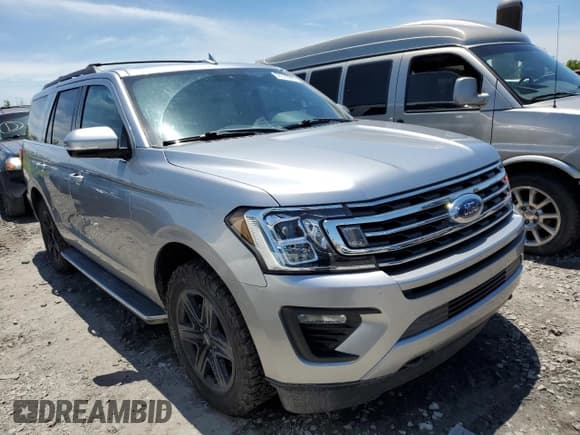 ✅ 2020 Ford Expedition XLT • VIN: 1FMJU1JT5LEA65212 • Lot: 57379265. Listed on Copart with 74,773 mi. Free auction sales archive from the USA and detailed vehicle history report at DreamBid. Image 4.