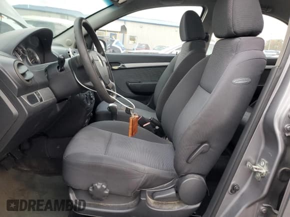 ✅ 2011 Chevrolet Aveo 1LT • VIN: KL1TD5DE3BB216959 • Lot: 90889125. Listed on Copart with 117,718 mi. Free auction sales archive from the USA and detailed vehicle history report at DreamBid. Image 7.