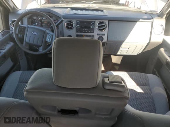 ✅ 2014 Ford F-250 Lariat • VIN: 1FT7W2BT1EEB05821 • Lot: 92122035. Listed on Copart with 192,676 mi. Free auction sales archive from the USA and detailed vehicle history report at DreamBid. Image 8.