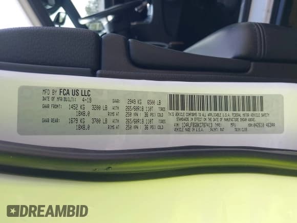 ✅ 2019 Jeep Grand Cherokee Limited • VIN: 1C4RJFBG8KC787413 • Lot: 43332146. Wystawiony na IAAI z przebiegiem 78 583 mil. Bezpłatny archiwum sprzedaży aukcyjnych z USA i szczegółowy raport historii pojazdu na DreamBid. Zdjęcie 9.