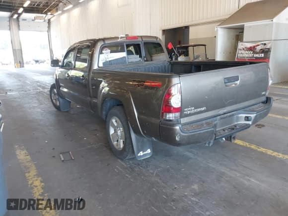 ✅ 2011 Toyota Tacoma • VIN: 3TMMU4FN7BM024487 • Лот: 42897193. Опубликован ранее на IAAI с пробегом 211 335 миль. Бесплатный доступ к архиву аукционных продаж из США и подробный отчёт об истории автомобиля на DreamBid. Изображение 3.