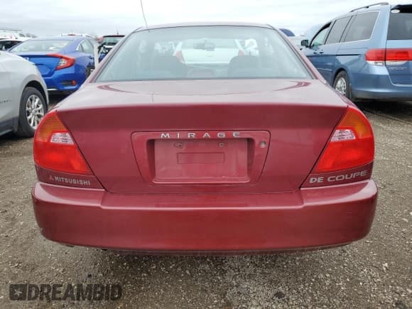 ✅ 2000 Mitsubishi Mirage DE • VIN: JA3AY11A5YU038899 • Lot: 79341234. Listed on Copart with 82,215 mi. Free auction sales archive from the USA and detailed vehicle history report at DreamBid. Image 6.