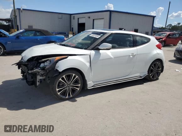 ✅ 2016 Hyundai Veloster Turbo • VIN: KMHTC6AE6GU284119 • Lot: 59324504. Wystawiony na Copart z przebiegiem 84 476 mil. Bezpłatny archiwum sprzedaży aukcyjnych z USA i szczegółowy raport historii pojazdu na DreamBid. Zdjęcie 1.