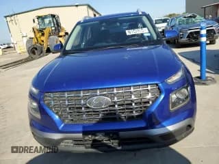 ✅ 2021 Hyundai Venue SEL • VIN: KMHRC8A38MU108141 • Lot: 78545364. Wystawiony na Copart z przebiegiem 32 600 mil. Bezpłatny archiwum sprzedaży aukcyjnych z USA i szczegółowy raport historii pojazdu na DreamBid. Zdjęcie 5.