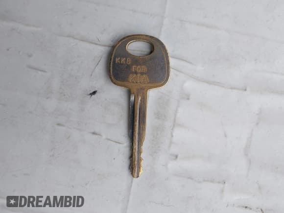 ✅ 2012 Kia Forte LX • VIN: KNAFT4A22C5599982 • Лот: 43533816. Опубликован ранее на IAAI с пробегом 186 750 миль. Бесплатный доступ к архиву аукционных продаж из США и подробный отчёт об истории автомобиля на DreamBid. Изображение 11.