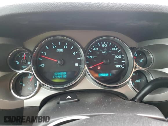 ✅ 2008 Chevrolet Silverado 2500HD LTZ • VIN: 1GCHK236X8F162770 • Лот: 90328175. Опубликован ранее на Copart с пробегом 179 990 миль. Бесплатный доступ к архиву аукционных продаж из США и подробный отчёт об истории автомобиля на DreamBid. Изображение 9.