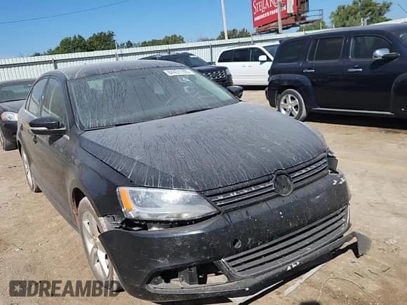 ✅ 2014 Volkswagen Jetta TDI • VIN: 3VWLL7AJ1EM230037 • Lot: 84431105. Listed on Copart with 191,217 mi. Free auction sales archive from the USA and detailed vehicle history report at DreamBid. Image 13.