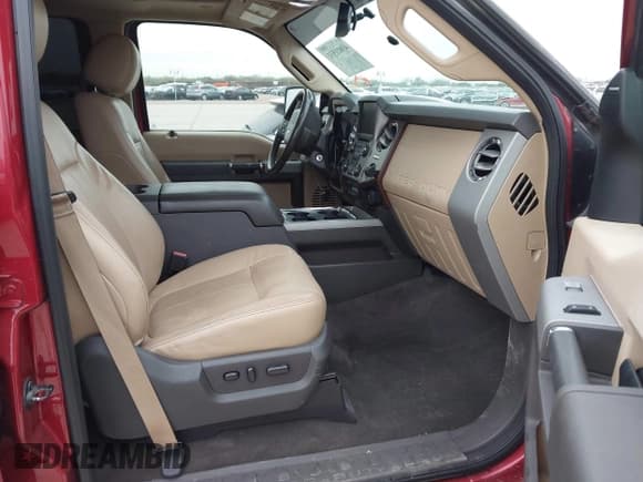 ✅ 2015 Ford F-250 Lariat • VIN: 1FT7W2BT2FEC87708 • Lot: 43811531. Listed on IAAI with 266,175 mi. Free auction sales archive from the USA and detailed vehicle history report at DreamBid. Image 5.