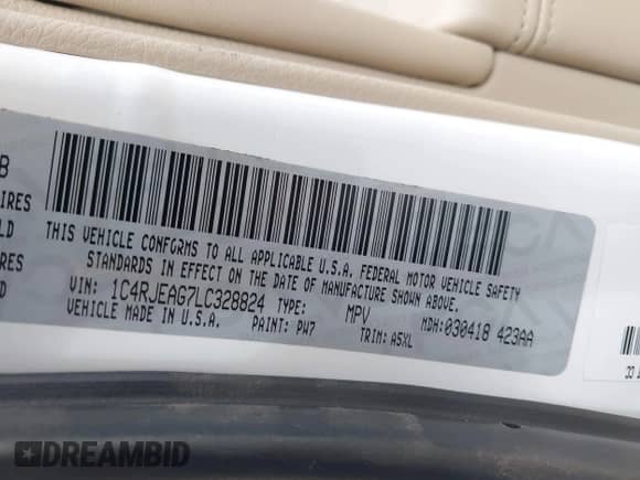 2020 Jeep Grand Cherokee Altitude z VIN 1C4RJEAG7LC328824, wystawiony jako IAAI lot #42253946 z przebiegiem 94 035 mil mil oraz . Historia ofert i sprzedaży dostępna na DreamBid. Obrazek 9.