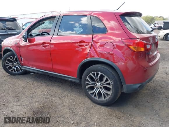 ✅ 2016 Mitsubishi Outlander ES • VIN: JA4AR3AUXGZ025730 • Лот: 43372456. Опубликован ранее на IAAI с пробегом 161 375 миль. Бесплатный доступ к архиву аукционных продаж из США и подробный отчёт об истории автомобиля на DreamBid. Изображение 3.
