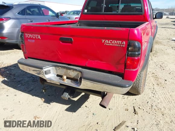 ✅ 2001 Toyota Tacoma PreRunner • VIN: 5TEGN92N21Z772434 • Lot: 43725357. Listed on IAAI with 344,649 mi. Free auction sales archive from the USA and detailed vehicle history report at DreamBid. Image 6.
