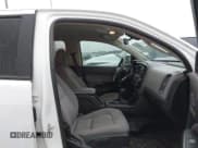 ✅ 2019 Chevrolet Colorado 2WD Work Truck • VIN: 1GCGSBEN0K1254202 • Лот: 42295197. Опубликован ранее на IAAI с пробегом 143 082 миль. Бесплатный доступ к архиву аукционных продаж из США и подробный отчёт об истории автомобиля на DreamBid. Изображение 5.