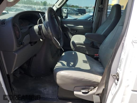 ✅ 2006 Ford Econoline Cargo • VIN: 1FTNE24L46HB43907 • Lot: 56780715. Listed on Copart with 164,175 mi. Free auction sales archive from the USA and detailed vehicle history report at DreamBid. Image 7.