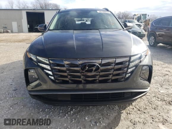 ✅ 2022 Hyundai Tucson SEL • VIN: 5NMJC3AE7NH047668 • Lot: 39198013. Wystawiony na Copart z przebiegiem 13 017 mil. Bezpłatny archiwum sprzedaży aukcyjnych z USA i szczegółowy raport historii pojazdu na DreamBid. Zdjęcie 5.