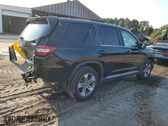 ✅ 2023 Honda Pilot EX-L • VIN: 5FNYG2H43PB007358 • Лот: 68147505. Опубликован ранее на Copart с пробегом 67 121 миль. Бесплатный доступ к архиву аукционных продаж из США и подробный отчёт об истории автомобиля на DreamBid. Изображение 3.