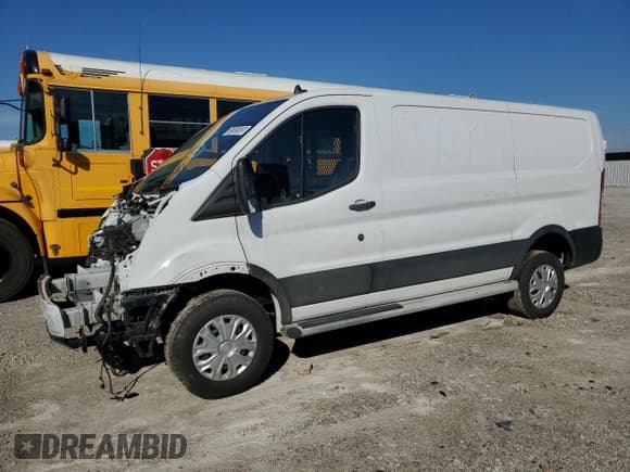 ✅ 2024 Ford Transit Cargo • VIN: 1FTBR1Y80RKA59940 • Lot: 85955585. Listed on Copart with Not provided. Free auction sales archive from the USA and detailed vehicle history report at DreamBid. Image 1.