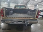 ✅ 2005 Chevrolet Silverado 2500HD • VIN: 1GCHK24G75E316859 • Лот: 91793985. Опубликован ранее на Copart с пробегом 83 397 миль. Бесплатный доступ к архиву аукционных продаж из США и подробный отчёт об истории автомобиля на DreamBid. Изображение 6.