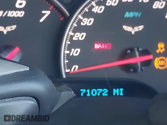 ✅ 2012 Chevrolet Corvette 1LT • VIN: 1G1YA2DW9C5103900 • Lot: 43733702. Wystawiony na IAAI z przebiegiem 71 072 mil. Bezpłatny archiwum sprzedaży aukcyjnych z USA i szczegółowy raport historii pojazdu na DreamBid. Zdjęcie 16.