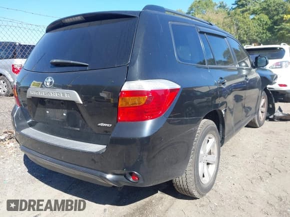 ✅ 2010 Toyota Highlander • VIN: 5TDBK3EH6AS025292 • Lot: 43415915. Wystawiony na IAAI z przebiegiem 189 746 mil. Bezpłatny archiwum sprzedaży aukcyjnych z USA i szczegółowy raport historii pojazdu na DreamBid. Zdjęcie 4.