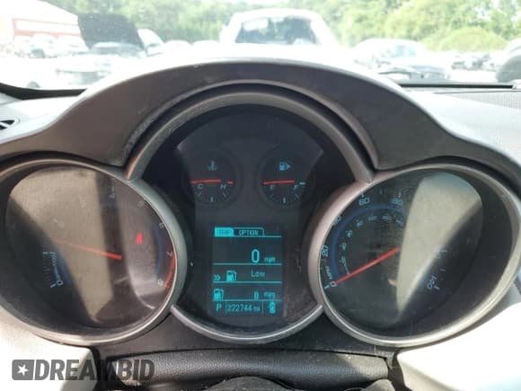 ✅ 2015 Chevrolet Cruze LT • VIN: 1G1PC5SB7F7116726 • Lot: 65864823. Listed on Copart with 222,744 mi. Free auction sales archive from the USA and detailed vehicle history report at DreamBid. Image 9.