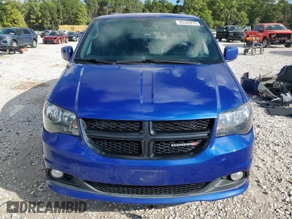 ✅ 2020 Dodge Grand Caravan SE Plus • VIN: 2C4RDGBG5LR202812 • Lot: 85546275. Wystawiony na Copart z przebiegiem 89 241 mil. Bezpłatny archiwum sprzedaży aukcyjnych z USA i szczegółowy raport historii pojazdu na DreamBid. Zdjęcie 5.