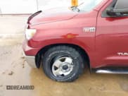 ✅ 2010 Toyota Tundra • VIN: 5TFUW5F19AX149514 • Lot: 41686068. Wystawiony na IAAI z przebiegiem 153 043 mil. Bezpłatny archiwum sprzedaży aukcyjnych z USA i szczegółowy raport historii pojazdu na DreamBid. Zdjęcie 6.