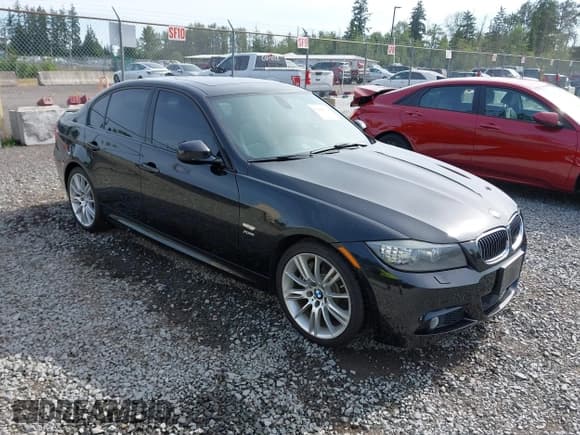 ✅ 2011 BMW 3 Series 335i xDrive • VIN: WBAPL5G56BNN22266 • Lot: 42444119. Listed on IAAI with 136,698 mi. Free auction sales archive from the USA and detailed vehicle history report at DreamBid. Image 1.