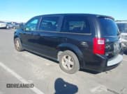 ✅ 2009 Dodge Grand Caravan SE • VIN: 1D8HN44E29B517028 • Lot: 43620575. Wystawiony na IAAI z przebiegiem 152 294 mil. Bezpłatny archiwum sprzedaży aukcyjnych z USA i szczegółowy raport historii pojazdu na DreamBid. Zdjęcie 3.
