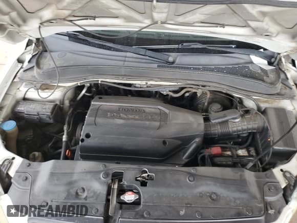 ✅ 2004 Honda Pilot EX • VIN: 2HKYF18464H542629 • Lot: 82332695. Listed on Copart with 226,377 mi. Free auction sales archive from the USA and detailed vehicle history report at DreamBid. Image 12.