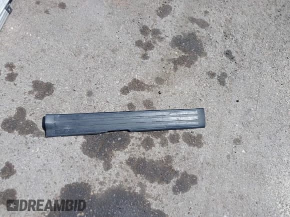 ✅ 2010 Toyota Tundra • VIN: 5TFRU5F1XAX021035 • Lot: 43165345. Listed on IAAI with 294,011 mi. Free auction sales archive from the USA and detailed vehicle history report at DreamBid. Image 12.