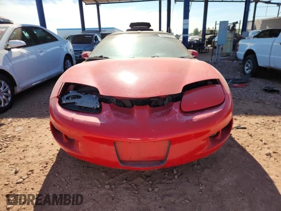 ✅ 2002 Pontiac Firebird Firebird • VIN: 2G2FS22K622101211 • Lot: 92656285. Wystawiony na Copart z przebiegiem 196 006 mil. Bezpłatny archiwum sprzedaży aukcyjnych z USA i szczegółowy raport historii pojazdu na DreamBid. Zdjęcie 5.