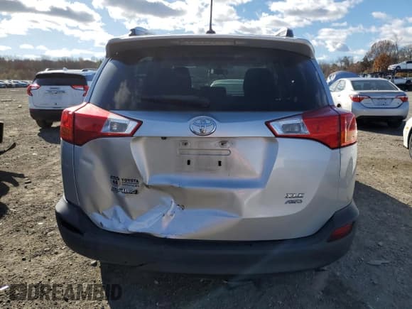 ✅ 2013 Toyota RAV4 XLE • VIN: 2T3RFREV2DW006818 • Lot: 92790415. Listed on Copart with 96,920 mi. Free auction sales archive from the USA and detailed vehicle history report at DreamBid. Image 6.