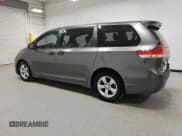 ✅ 2014 Toyota Sienna L • VIN: 5TDZK3DC1ES514595 • Lot: 91253725. Listed on Copart with 62,470 mi. Free auction sales archive from the USA and detailed vehicle history report at DreamBid. Image 2.