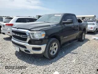 ✅ 2019 Ram 1500 Tradesman • VIN: 1C6SRFCT3KN597214 • Lot: 61865785. Wystawiony na Copart z przebiegiem 121 251 mil. Bezpłatny archiwum sprzedaży aukcyjnych z USA i szczegółowy raport historii pojazdu na DreamBid. Zdjęcie 1.