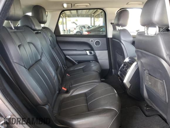 ✅ 2016 Land Rover Range Rover Sport HSE • VIN: SALWR2PF5GA102767 • Lot: 48568035. Wystawiony na Copart z przebiegiem 61 726 mil. Bezpłatny archiwum sprzedaży aukcyjnych z USA i szczegółowy raport historii pojazdu na DreamBid. Zdjęcie 10.