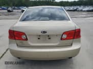 ✅ 2008 Kia Optima LX • VIN: KNAGE124085188763 • Лот: 56009095. Опубликован ранее на Copart с пробегом 263 686 миль. Бесплатный доступ к архиву аукционных продаж из США и подробный отчёт об истории автомобиля на DreamBid. Изображение 6.