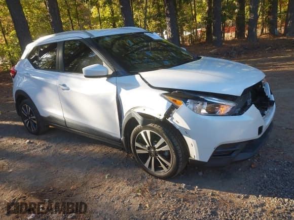 ✅ 2019 Nissan Kicks SV • VIN: 3N1CP5CU5KL529246 • Lot: 43536565. Listed on IAAI with 59,389 mi. Free auction sales archive from the USA and detailed vehicle history report at DreamBid. Image 1.