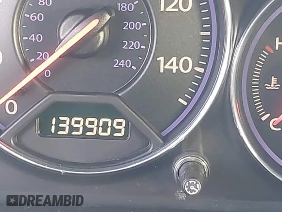 ✅ 2005 Honda Civic EX • VIN: 1HGES267X5L011983 • Lot: 41836126. Listed on IAAI with 139,909 mi. Free auction sales archive from the USA and detailed vehicle history report at DreamBid. Image 15.