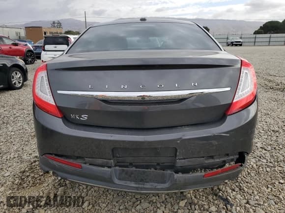 ✅ 2015 Lincoln MKS • VIN: 1LNHL9DK0FG607229 • Lot: 82455995. Wystawiony na Copart z przebiegiem 146 337 mil. Bezpłatny archiwum sprzedaży aukcyjnych z USA i szczegółowy raport historii pojazdu na DreamBid. Zdjęcie 6.