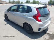 ✅ 2015 Honda Fit LX • VIN: 3HGGK5H58FM784019 • Lot: 42332884. Listed on IAAI with 123,675 mi. Free auction sales archive from the USA and detailed vehicle history report at DreamBid. Image 3.